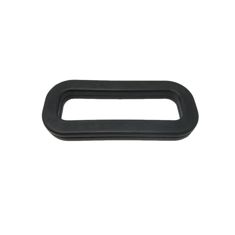 WN-R20759-PEX Fender, Grommet Fits John Deere 1020 2010 2020 2030 2130 2440 2510