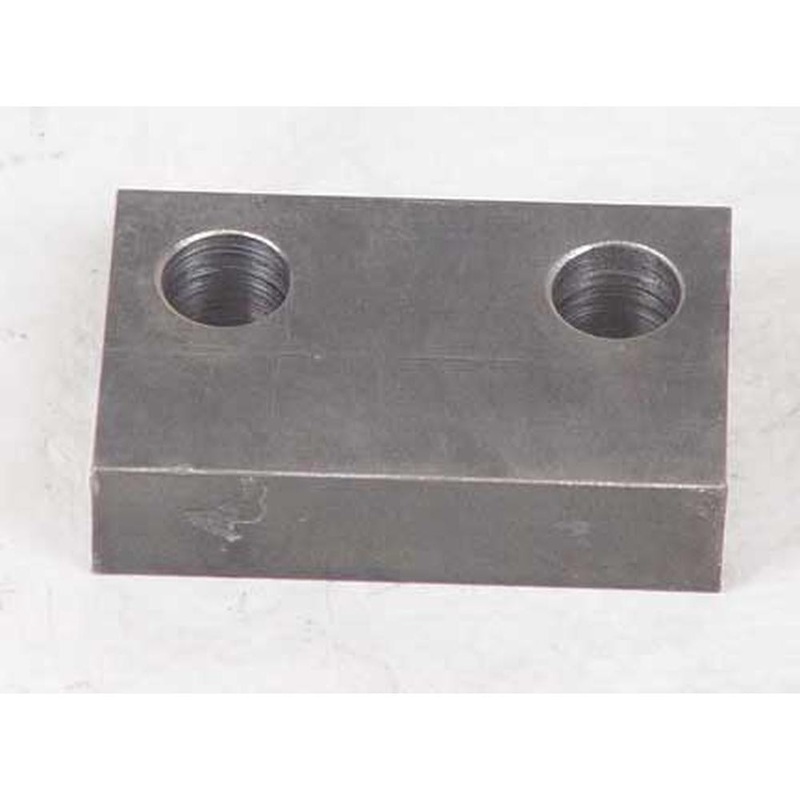 646670C1 Retainer Lower Fits TD7G Blade Pins & Bushings