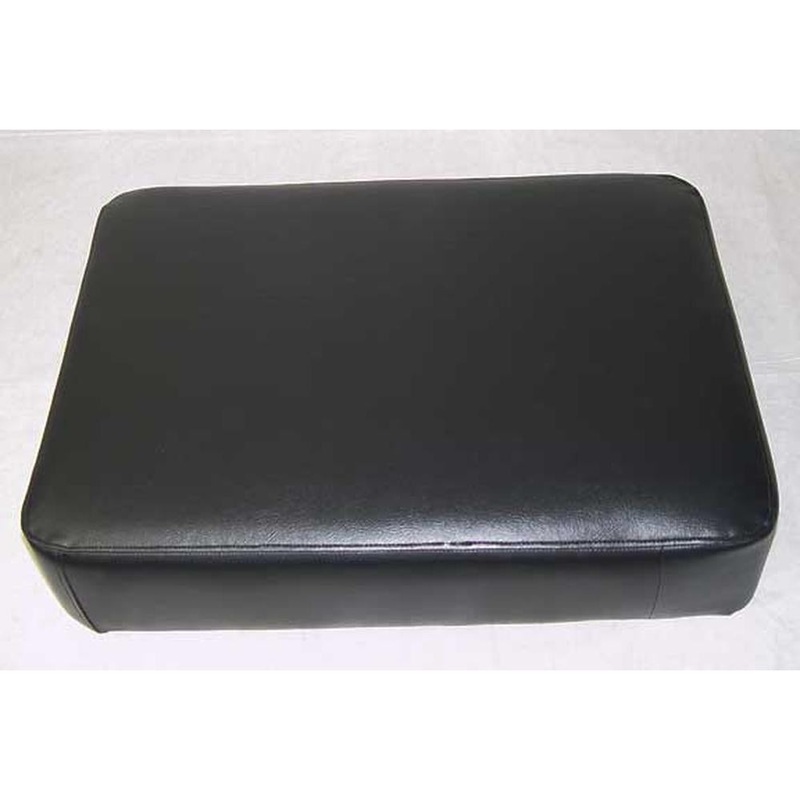 R48423 Seat Fits Case 450C, 455C, 550    (Non Suspension Style)