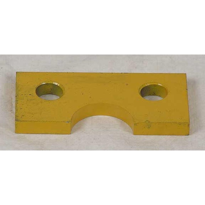 T21248 Retainer Plate For rear crossbar Fits John Deere 350, 350B, 350C, 350D, 3