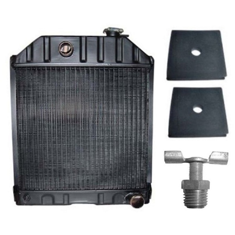 C7NN8005H Radiator Fits Ford Tractor 2000 2600 3000 3600 4000 & 2 Mounting Pads