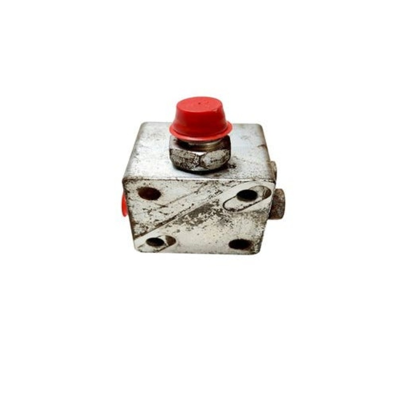 Used Hydraulic Manifold fits New Holland C227 C232 C238 L213 L215 L216 L218 L220 L221 L223 L225 L228 L230 L234 84258823 fits Case TR340 TV380 84258823
