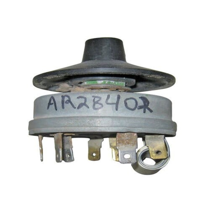 Used Light Switch fits John Deere 3010 4010 8020 4020 5010 3020 500 600 500 600 AR28402