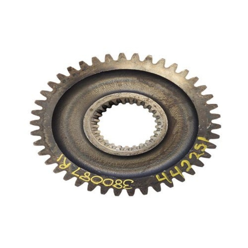 Used 3rd Speed Driving Gear fits International 706 806 856 1206 1256 380087R1 390264R1