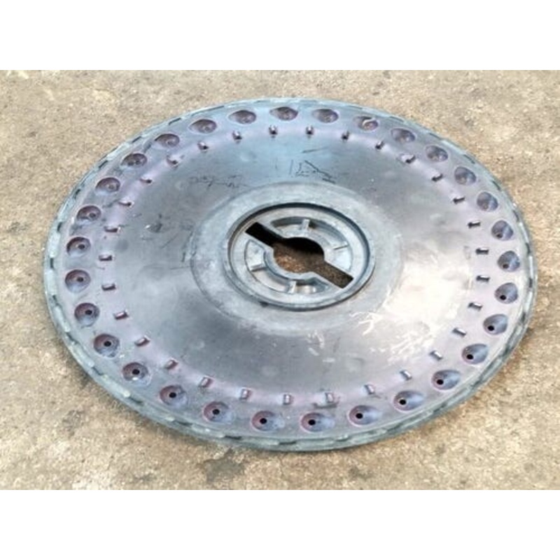 Used Seed Disc - Corn fits John Deere 1700 1710 1720 1730 1750 1760 1760NT 1765 1765NT 1770 1770NT 1775 1775NT 1780 1785 1790 1795 7200 7300 A50617