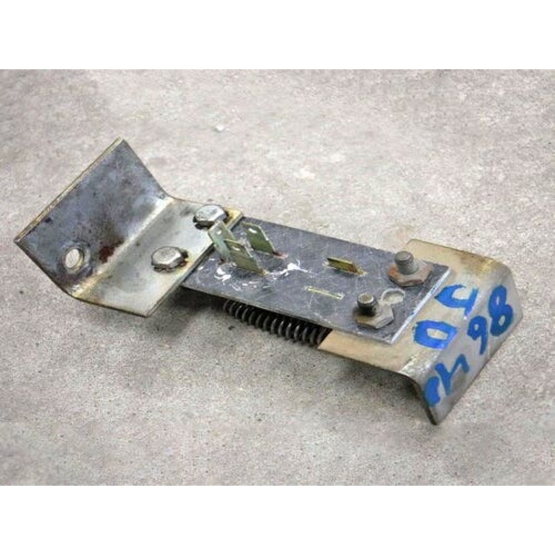 Used Blower Speed Resistor fits John Deere 4230 4240 4430 4440 4630 AR90771 AR90770 fits Case IH fits Case F44900 fits David Brown 8831917