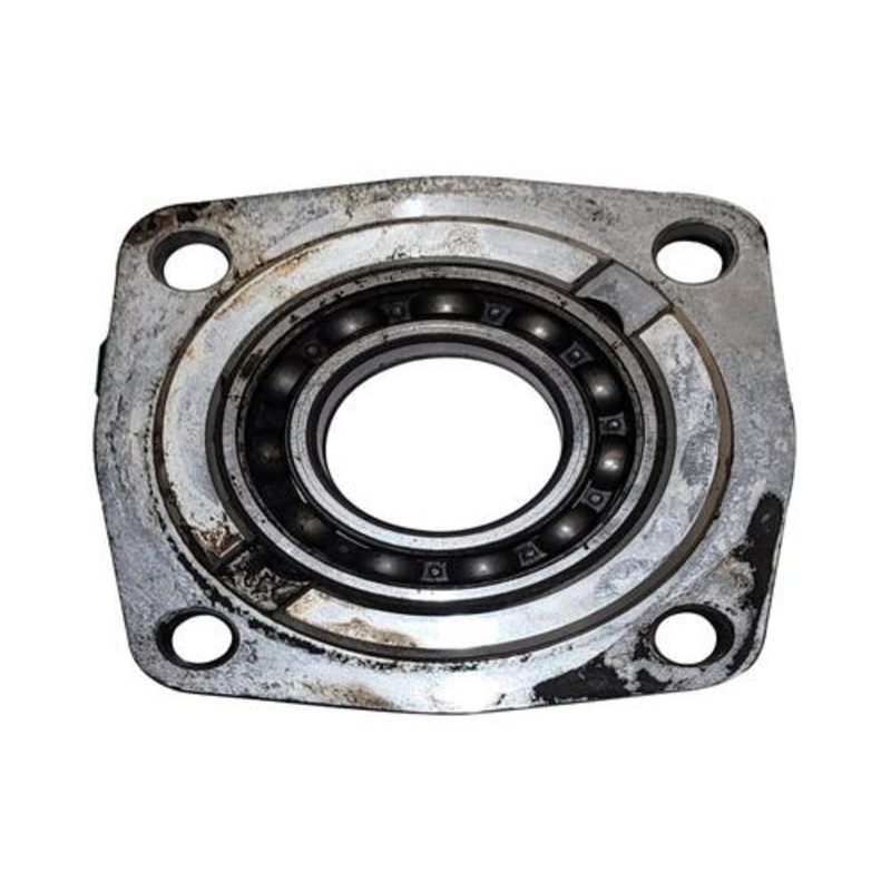 Used Drive Pump Housing fits John Deere M802618