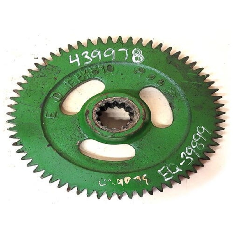 Used Impeller Gear fits John Deere 910 915 916 920 925 926 930 935 936 E84810