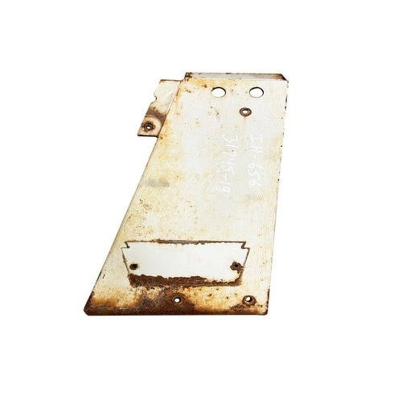 Used Radiator Support Panel - Right Hand fits International 706 2706 378665R1