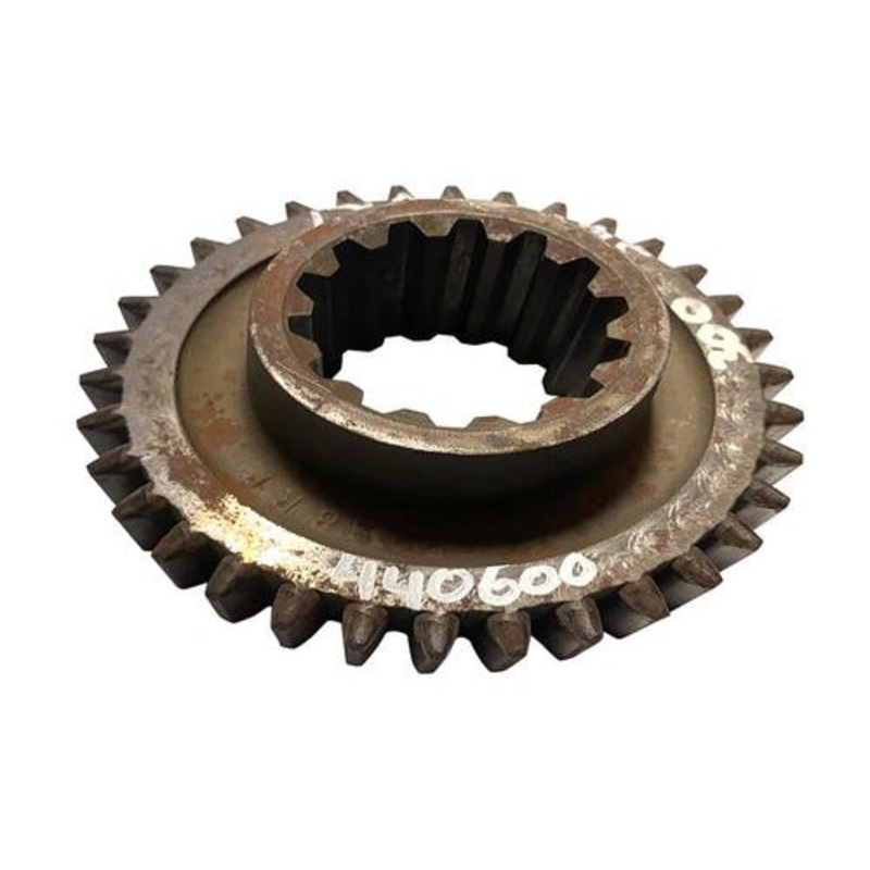 Used Third Speed Driving Gear fits International 560 660 369098R2
