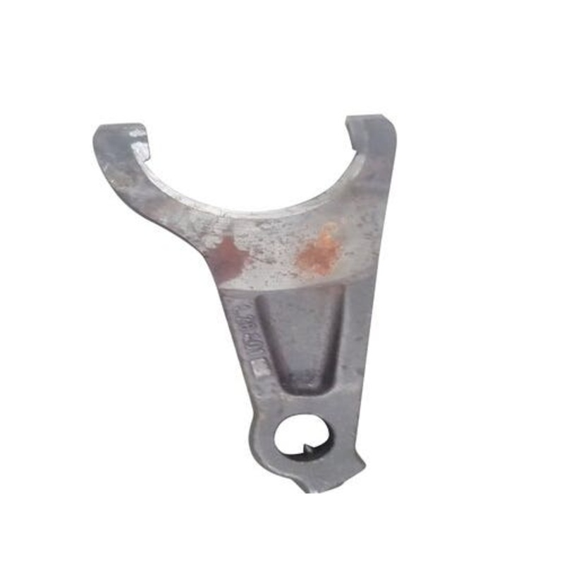 Used Shift Fork fits John Deere 2640 1640 2040 2140 820 830 1020 1030 1520 1530 1630 2020 2030 2040 2150 2240 2355 2440 2550 2630 2750 2755 L28401