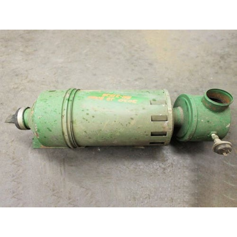 Used Dry Air Cleaner Assembly fits John Deere 3020 2520 AR51922 AR50490 AR34005 R45128