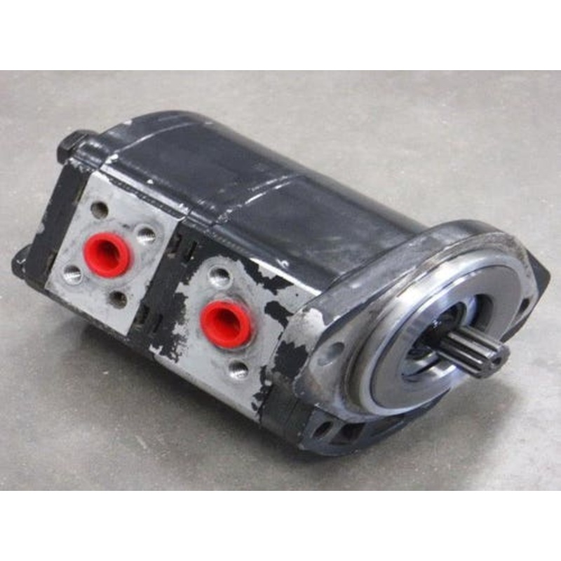 Used Hydraulic Pump fits Bobcat CT225 CT230 CT235 6697551 7031630 7031629 fits Kioti CK25 CK27 CK30 CK35 LK3054 T2185-76102 T2195-76001 T2195-31501