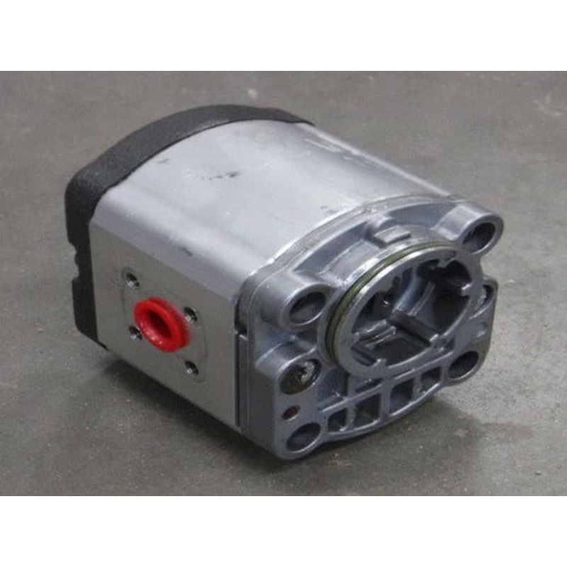 Used Hydraulic Pump fits Massey Ferguson 8460 8660 8670 8680 8690 72312399 fits Challenger 72312399 fits AGCO 72312399 fits Fendt 72312399