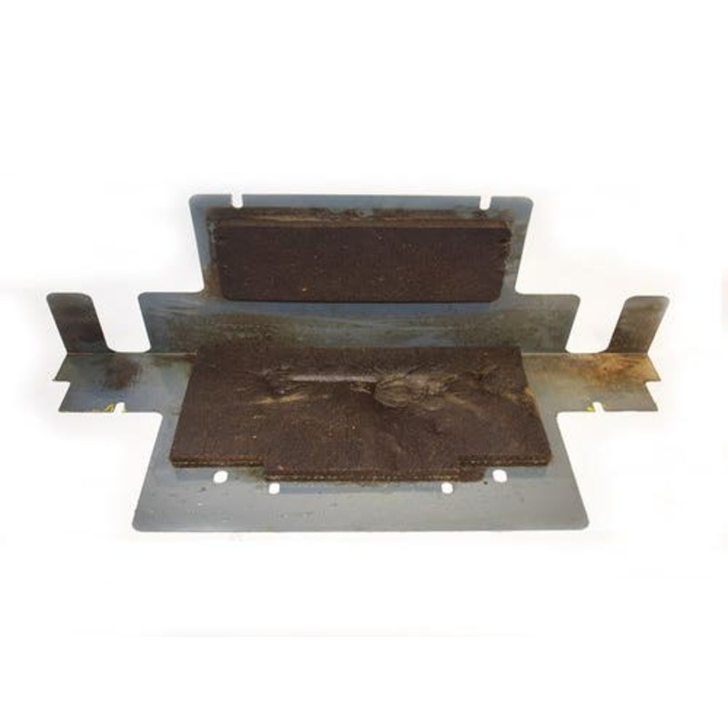 Used Kick Plate fits Gehl R135 50302618