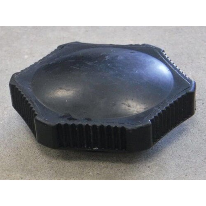 Used Oil Fill Cap fits John Deere 179 3029 4039 4045 240 250 260 8875 RE42762