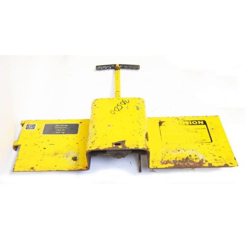 Used Cover Plate with T Handle fits Mustang 342 090-32309 330-33329