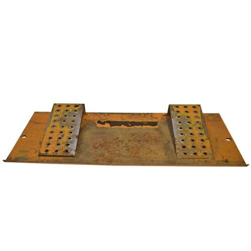 Used Floor Plate fits Case 1845C H673098 D131593