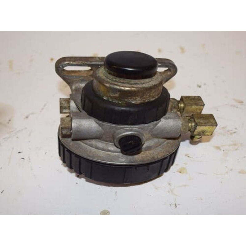 Used Fuel Filter Housing fits Caterpillar 216B 302.7D CR 303.5E 305.5E2 CR 305.5E CR 303.5E2 CR 303.5C 304C CR 902 301.5 301.6 301.8 301.7D 144-9962