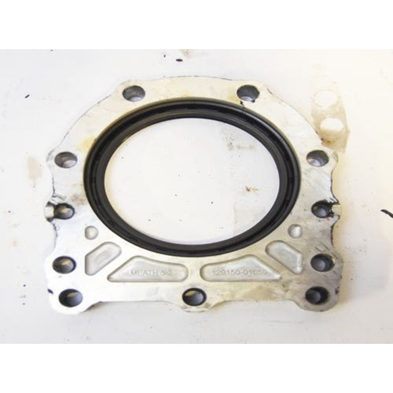 Used Rear Oil Seal Retainer Plate fits Yanmar 3TNV88 4TNV88 188574 fits Gehl R135 3640 4240 425-34757 fits Mustang 2026 2041 2044 2054 129150-01650