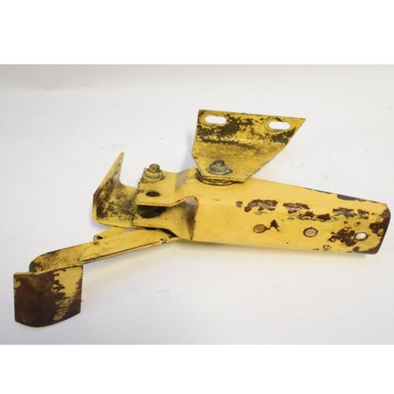 Used Brake Pedal Assembly fits New Holland L451 L452 L454 L455 640854 637239 632245