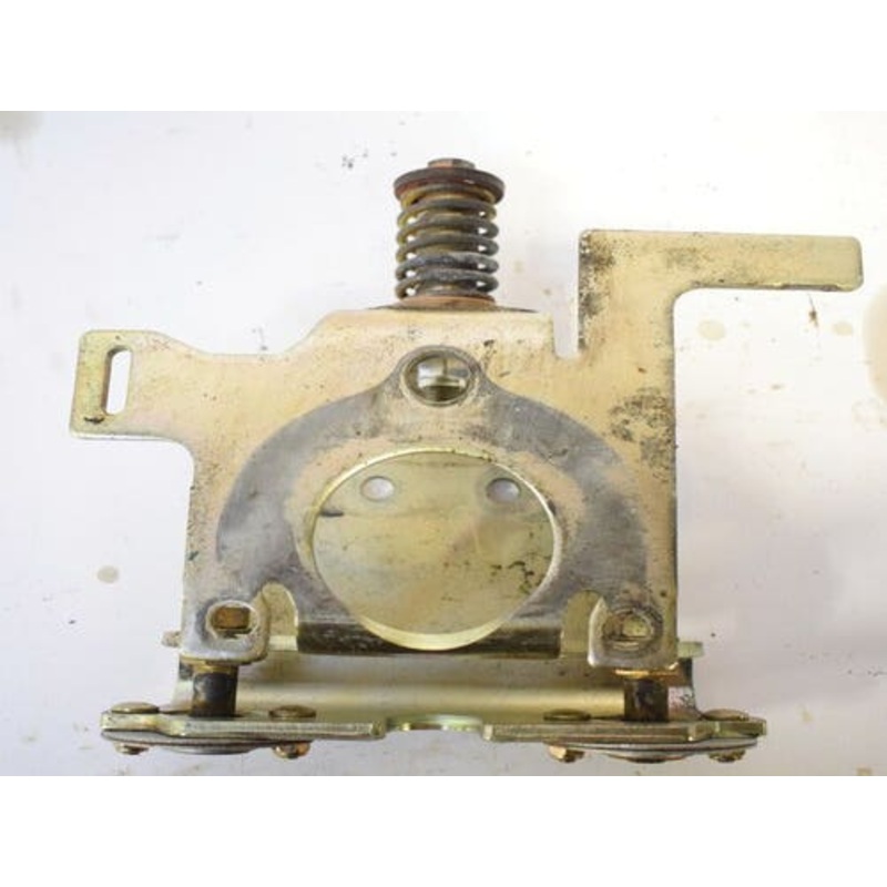 Used Centering Mechanism Assembly - Right Hand fits John Deere 315 320D 323D 312GR 314G 316GR 318G 318E 319E 320E 320G 324G 323E 324E 326E T242368