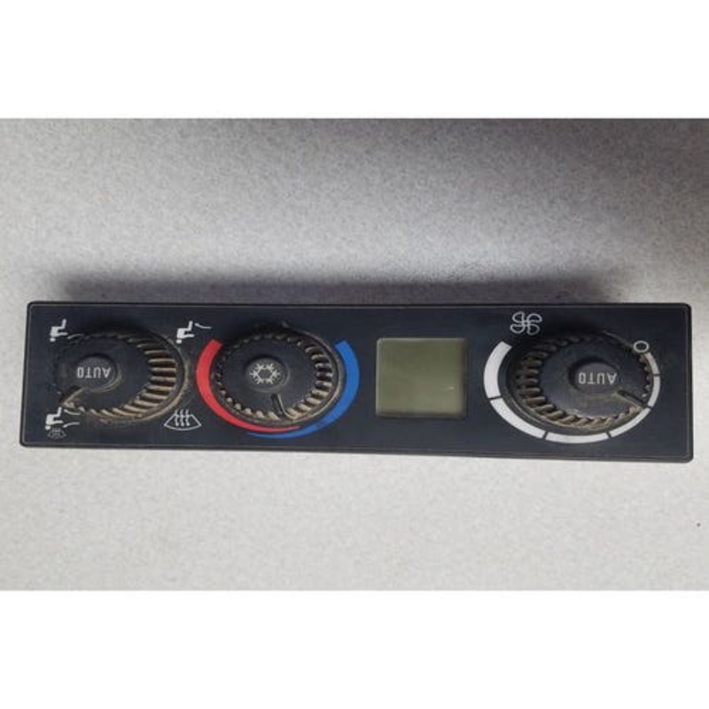Used Climate Control Module fits John Deere 8120 8220 8320 8420 8520 8320T 8420T 8520T 9120 9220 9320 9420 9520 9620 9320T 9420T 9520T 9620T RE176357