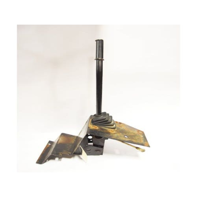 Used Control Lever Assembly LH fits New Holland L865 LX865 LX885 9844953 86729741 9845084 9827335 9615868 221665 86559403