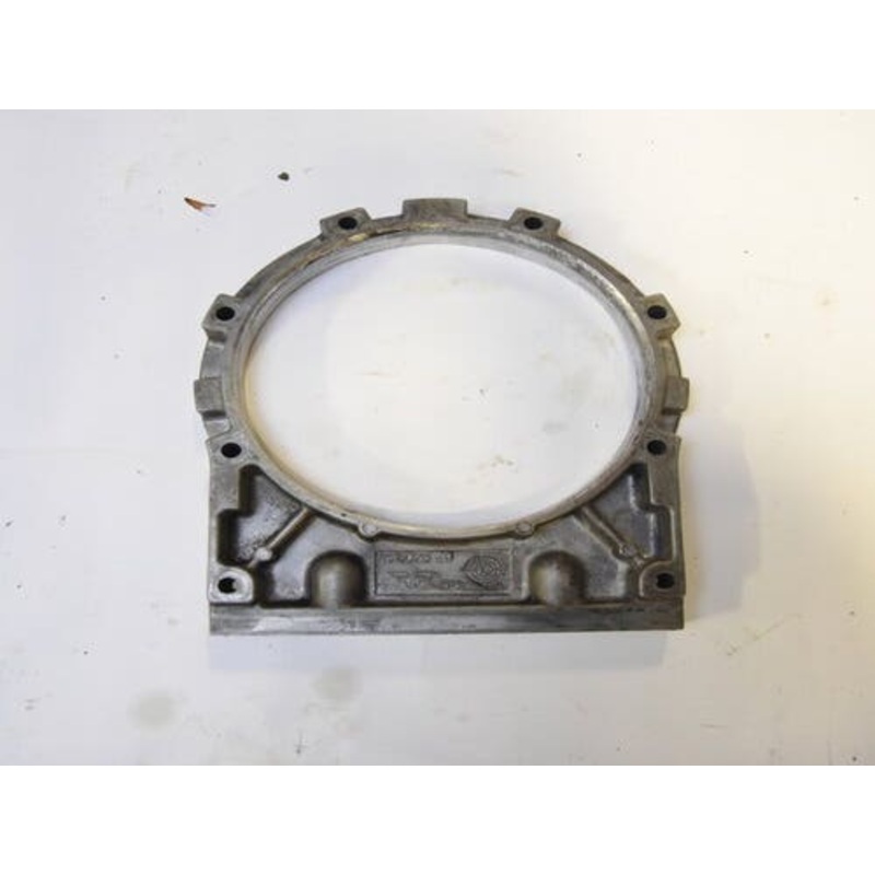 Used Rear Oil Seal Retainer Plate fits John Deere 313 315 317 320 325 328 332 244J 304J 324J 4120 4320 4520 4720 5065M 5075M 5225 5325 5325N R515025