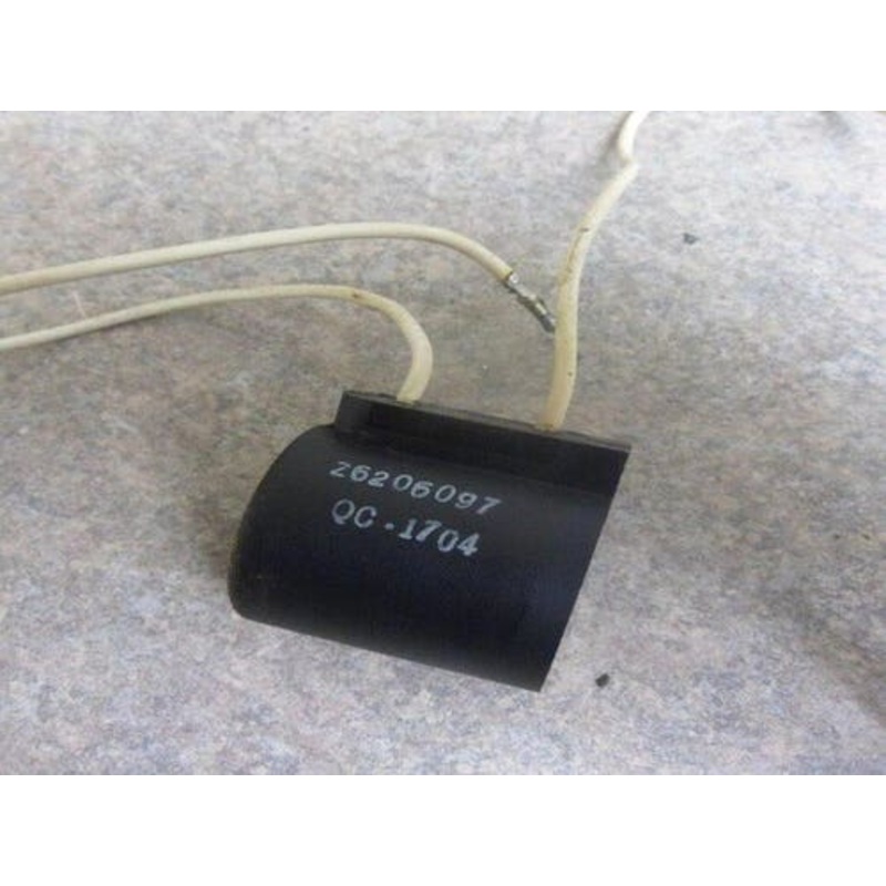 Used Solenoid Coil fits John Deere 9450 9550 9560 9600 9650 9660 600 615F 616 618 618F 620F 620R 622F 622R 625F 625R 630F 630R 635F 635R AH161530