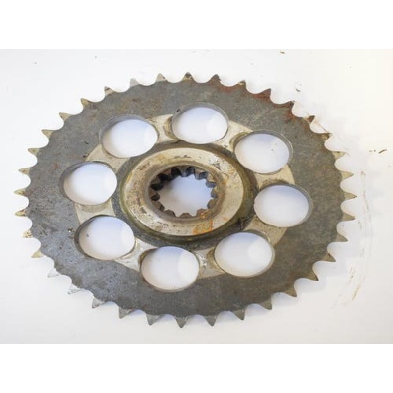 Used Axle Drive Sprocket fits Case 1818 1825 1825B D134203 D135527