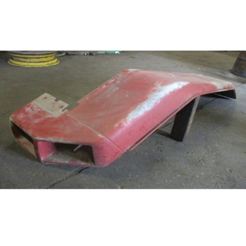 Used Fender - Right Hand fits Case IH 7110 7120 7130 7140 7150 7210 7220 7230 7240 7250 8910 8920 8930 8940 8950 97004C2