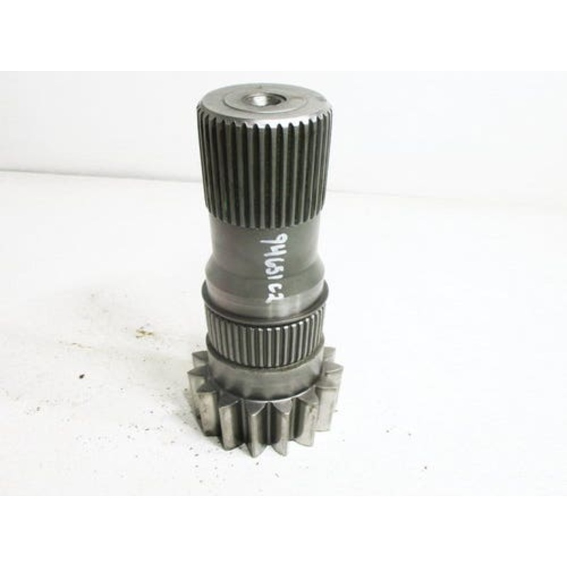 Used Sun Gear Shaft - Left Hand fits Case IH MX200 MX210 MX220 MX230 MX240 MX255 MX270 7130 7140 7150 7230 7240 7250 8930 8940 8950 fits New Holland