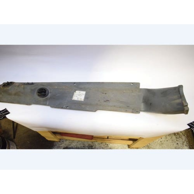 Used Air Duct - Right Hand fits New Holland C227 C232 C238 L213 L215 L216 L218 L220 L221 L223 L225 L230 84299752 47564259