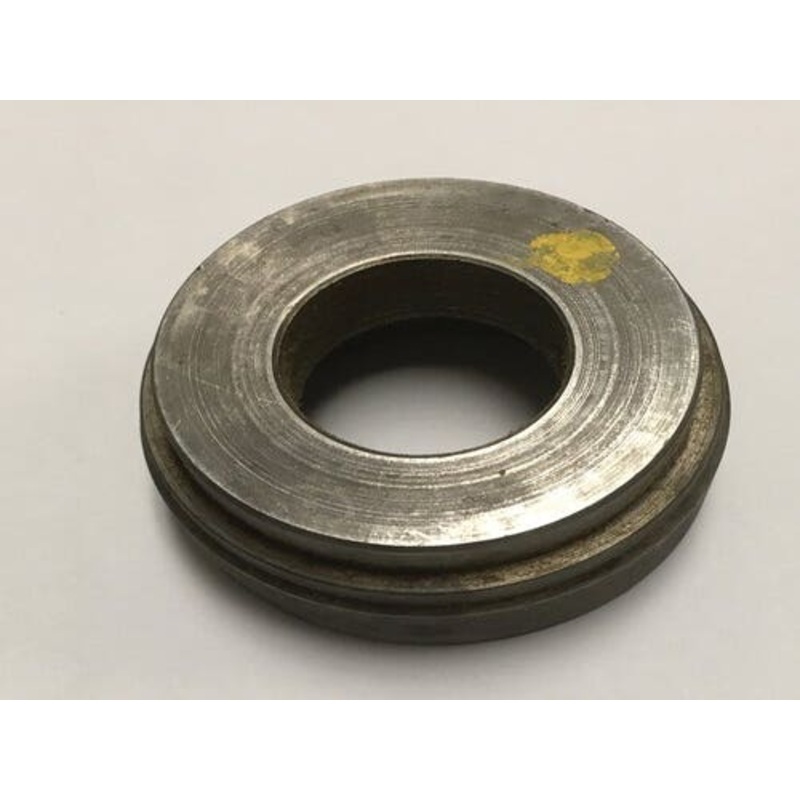 Used Bearing Housing w/o Bearings fits John Deere 2510 2520 3020 4020 4320 3010 4000 500C 500A 500C 500A R53585