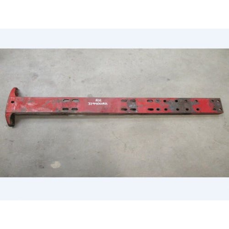 Used Frame Rail RH fits International 806 856 1026 1206 1256 1456 21026 21206 21256 21456 379400R11