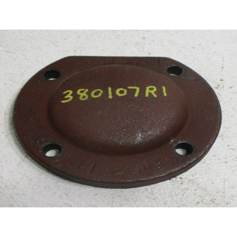 Used PTO Drive Shaft Bearing Retainer fits International Hydro 100 706 756 806 826 856 1206 1256 1456 2706 2756 2856 766 966 1066 1466 1468 380107R1