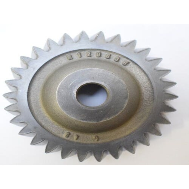 Used Engine Oil Pump Drive Gear fits John Deere 5410 5510 6110 6120 6210 6310 6320 6405 6410 6420 6605 7210 7220 7320 7410 7420 7510 7520 7610 R120638