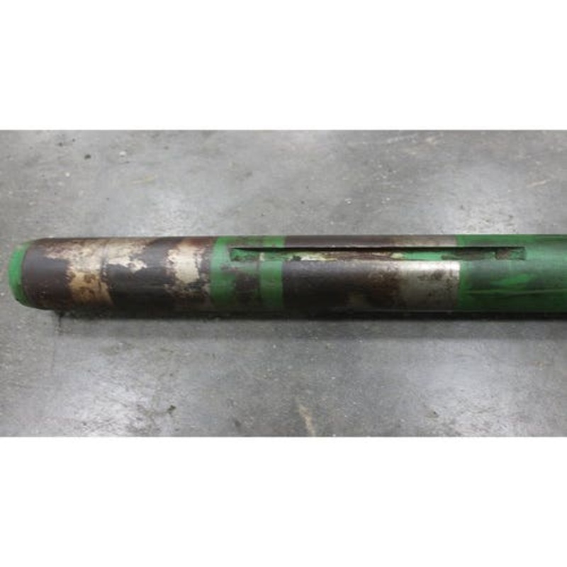 Used Feed Accelerator Shaft fits John Deere 9750 STS 9760 STS 9770 STS 9860 STS 9870 STS S660 S670 S680 S690 S670HM S680HM S690HM S650 H158386