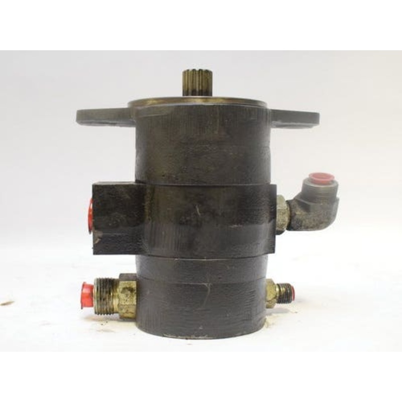 Used Hydraulic Pump fits John Deere CT332 332 AT311663