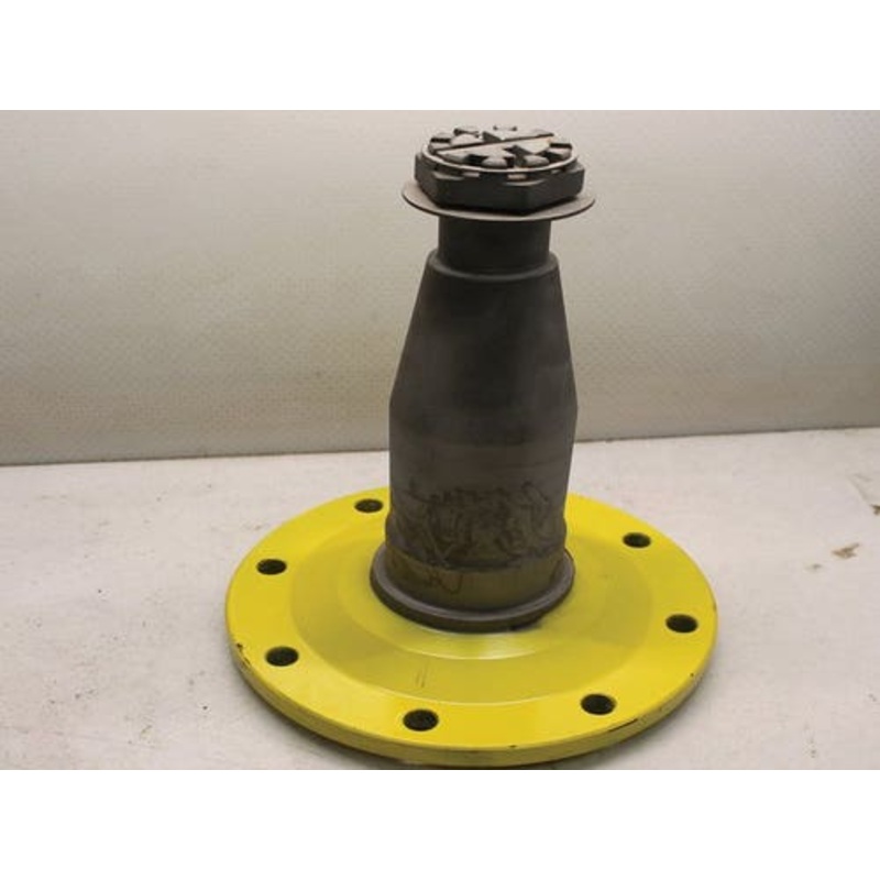 Used Rear Heavy Duty Spindle fits John Deere 9450 9550 9560 9650 9660 9760 STS 9770 STS 9860 STS 9870 STS 9780 CTS S550 S660 S670 S650 H201111