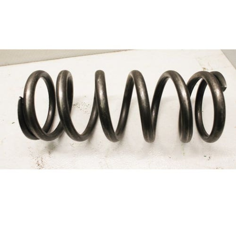 Used Rotor Drive Compression Spring fits John Deere S760 S770 9560 STS 9570 STS 9660 STS 9670 STS 9760 STS S550 S660 S670 S650 H218685