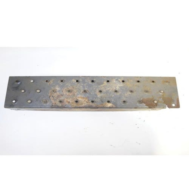 Used Step fits New Holland L218 L220 84377148