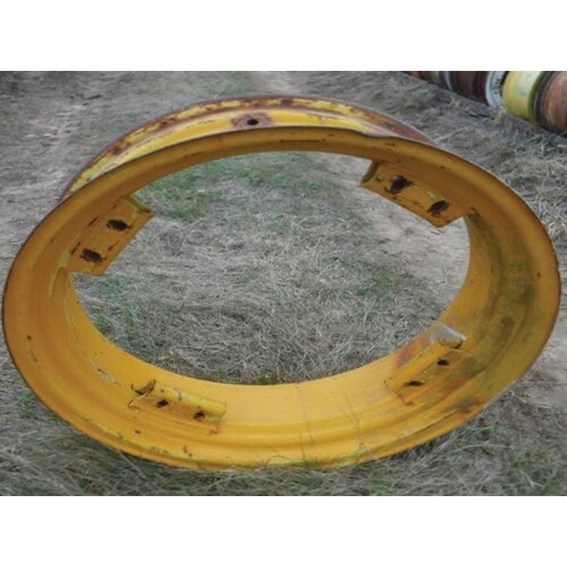 Used 10"x 28" 4 Channel 8 Teardrop Bolt Front Rim fits John Deere 2755 2855N 6200 6300 6400 6500 6500 AL67943