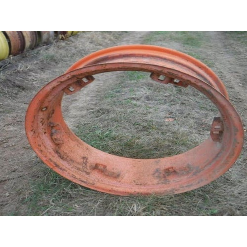 Used 11"x 28" 6 Z Flange Rear Rim