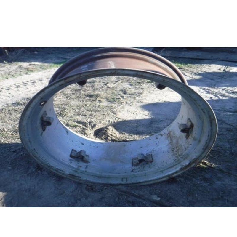 Used 15"x 26" 6 Loop Rim