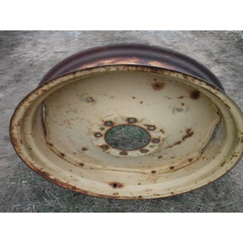 Used 9"x 28" 3" & 6 3/4" Offset 8 Bolt Pressed Steel Rim