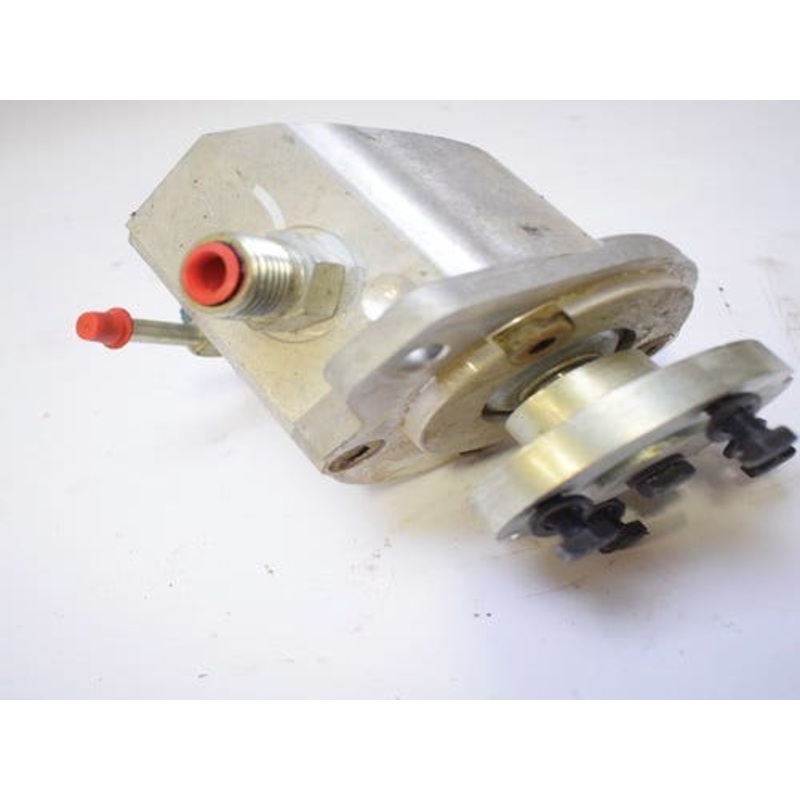 Used Hydraulic Motor fits Caterpillar 287C 287C2 287D 289C 289C-2 289D 297C 297D 297D2 297D2 XHP 297D XHP 299C 299D 299D2 299D2 XHP 299D XHP 258-2577