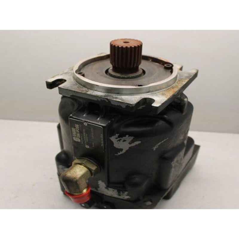 Used Hydraulic Motor fits Massey Ferguson 9690 9790 fits Challenger 660 670 fits Gleaner R65 R75 71392870