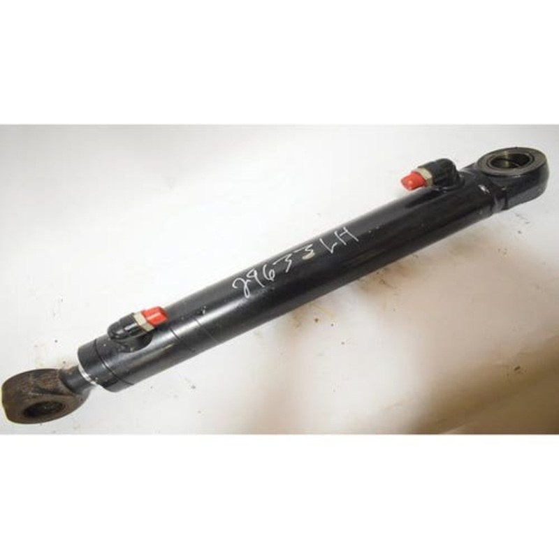Used Hydraulic Tilt Cylinder LH fits Kubota SVL75 SVL75-2 V0511-74102